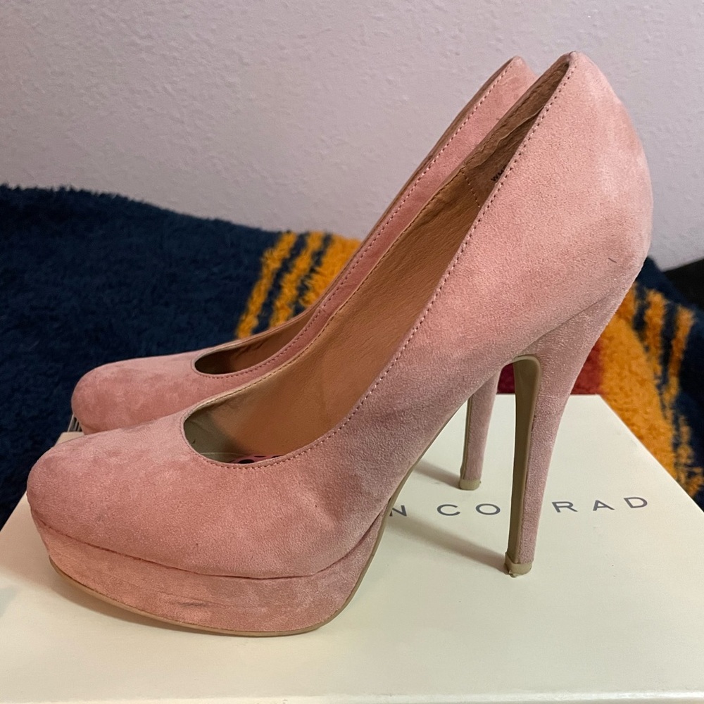 Size 7 pink suede platform heels, Lauren Conrad “Johanna”